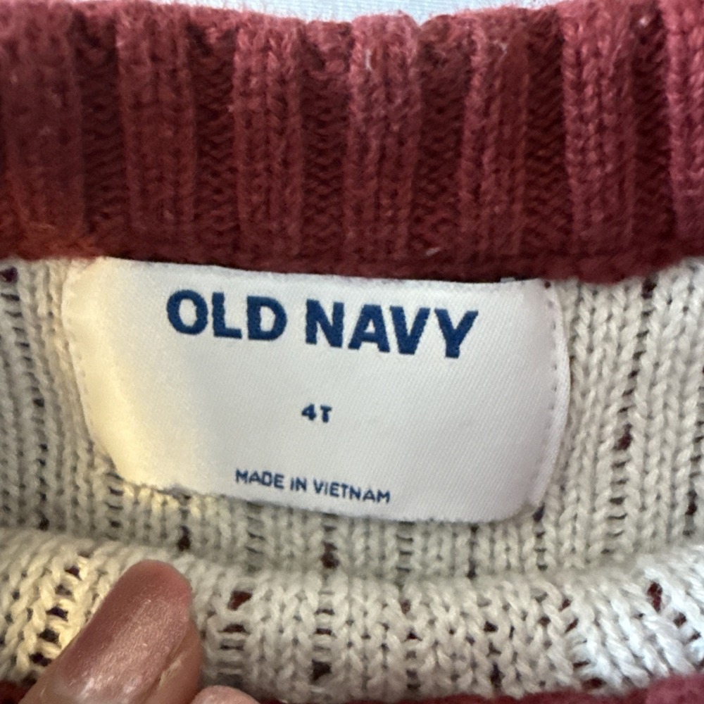 Old Navy Red Fair Isle Crewneck Knit Sweater Kids Youth 4T Winter Colorful Cozy - Picture 3 of 8